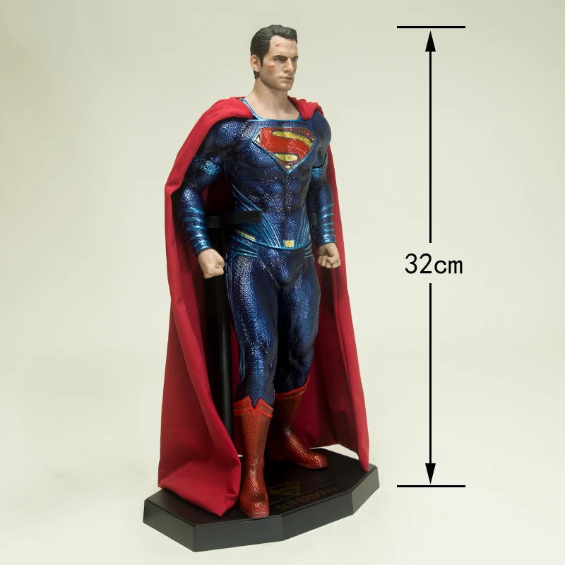 Iron Man & Cap Figure