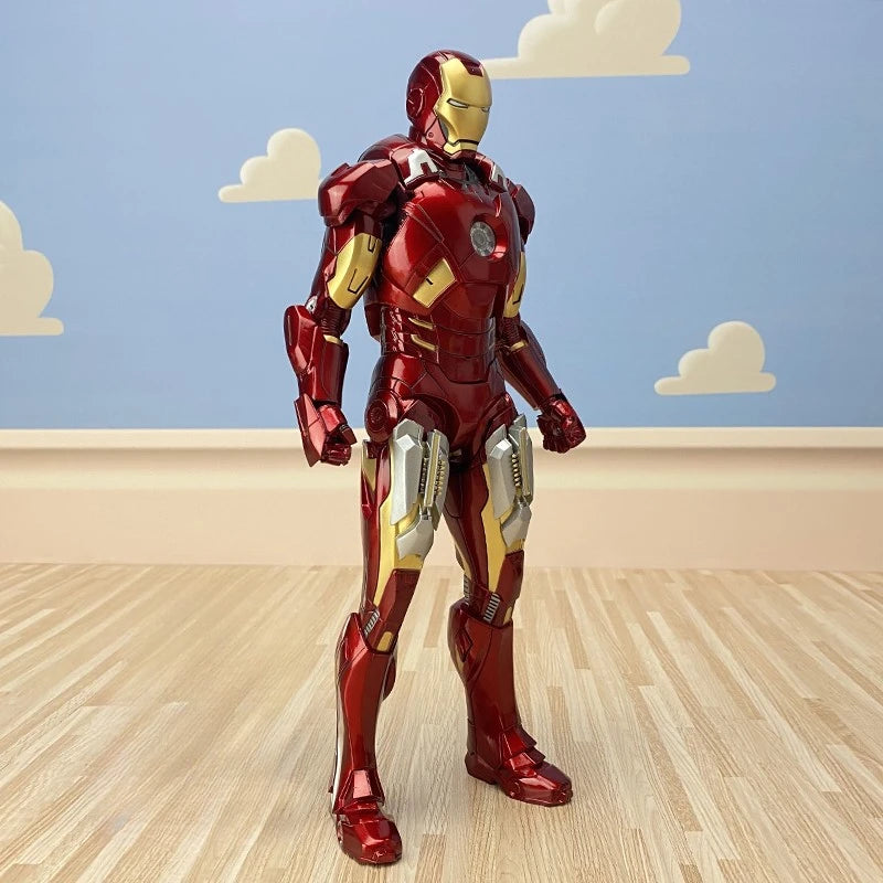 Iron Man & Cap Figure