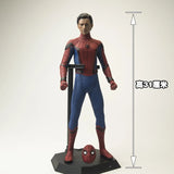 Iron Man & Cap Figure
