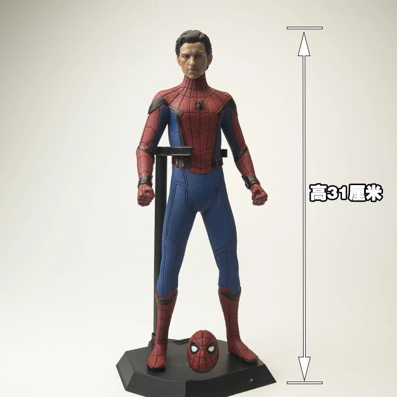 Iron Man & Cap Figure