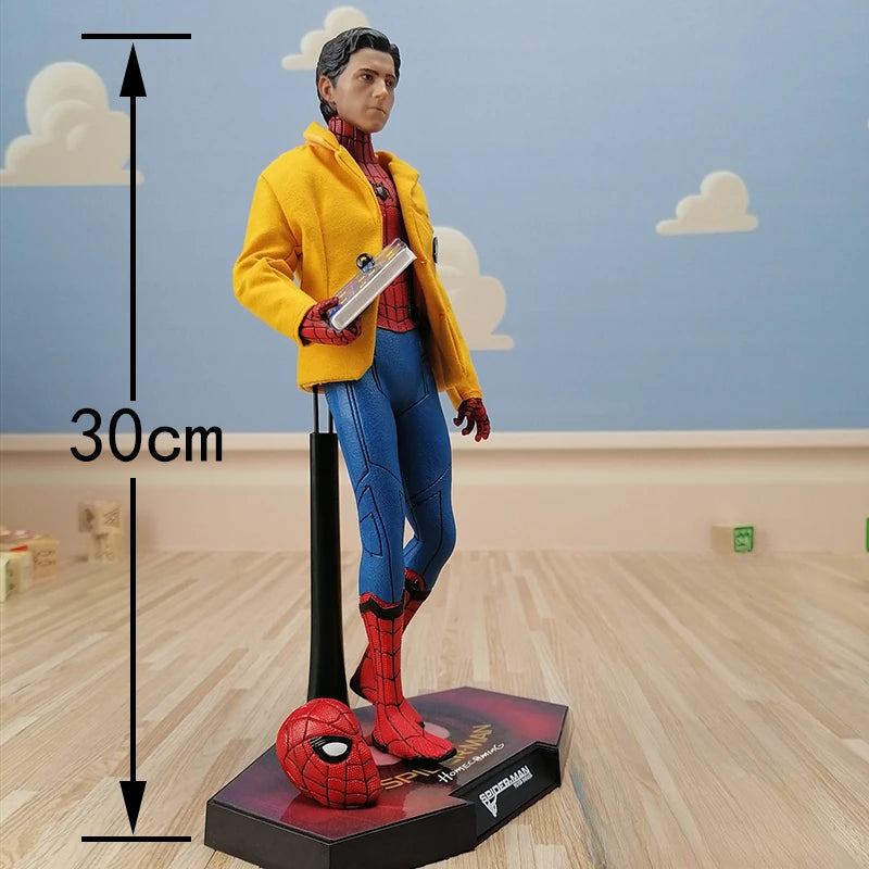 Iron Man & Cap Figure